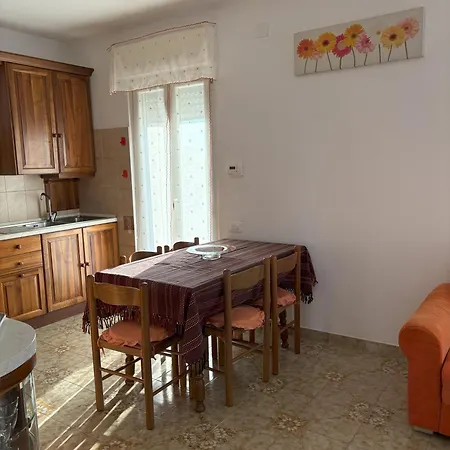 La Casa Di Nana' 1 Apartment