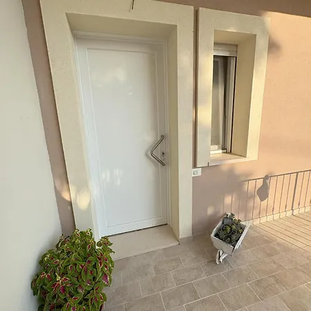 La Casa Di Nana' 1 Apartment *