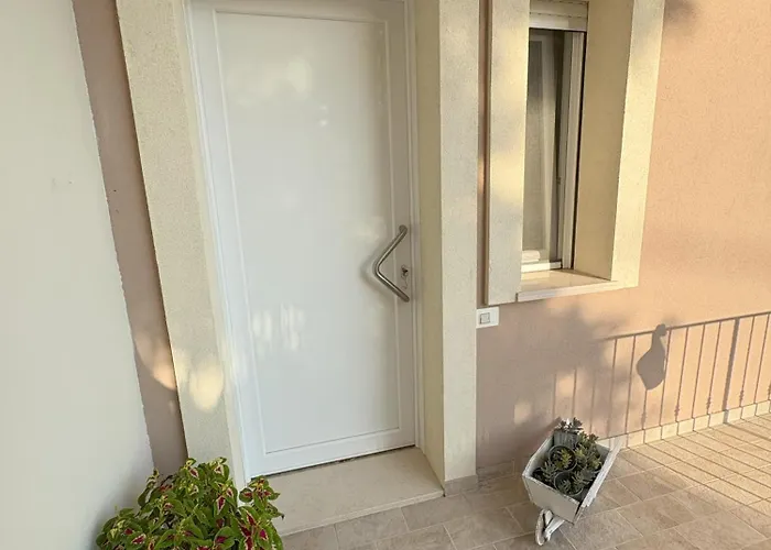 La Casa Di Nana' 1 Апартаменты *